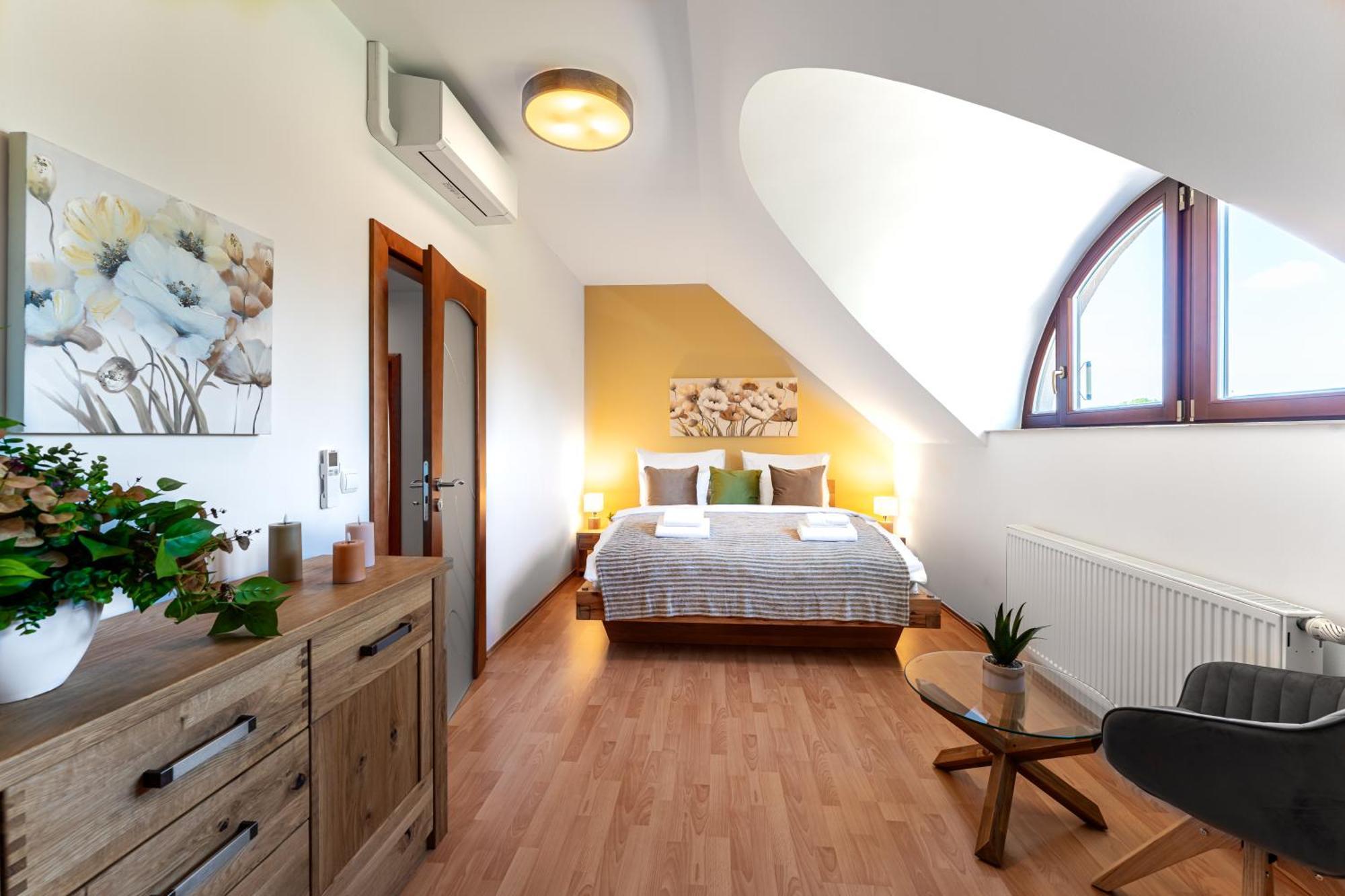 Villa With Pool & Sauna In Beer Village 维尔克波波维采 外观 照片